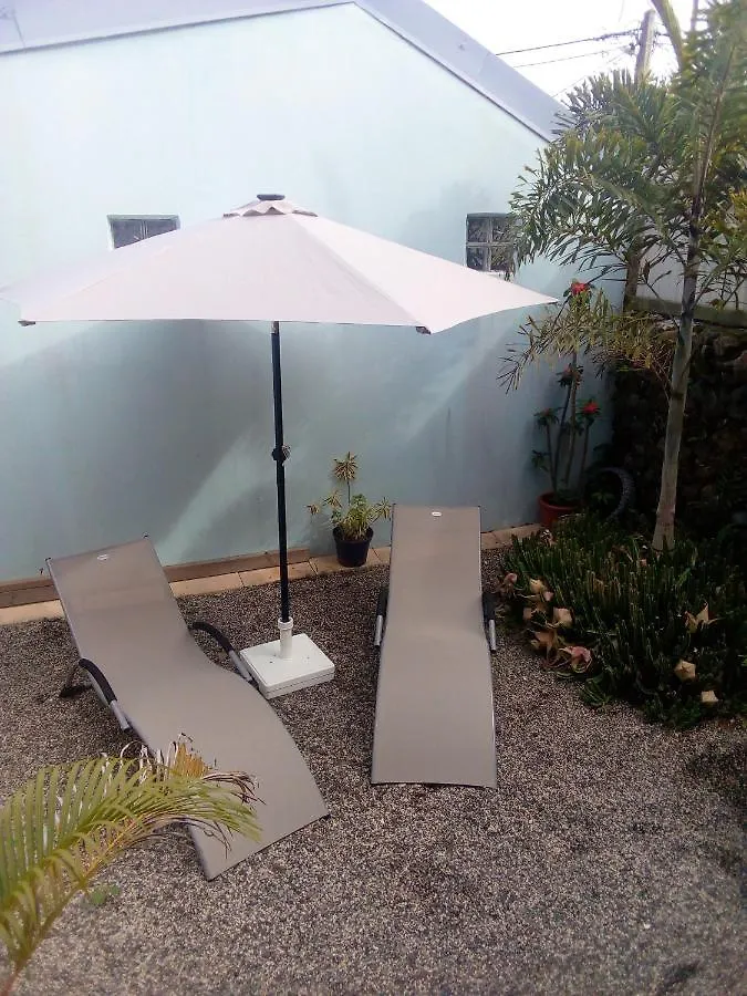 Appartement d'une chambre avec vue sur la ville jacuzzi et jardin clos a Le Vauclin a 2 km de la plage