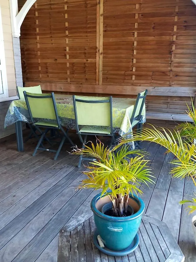 Appartement d'une chambre avec vue sur la ville jacuzzi et jardin clos a Le Vauclin a 2 km de la plage 0*,